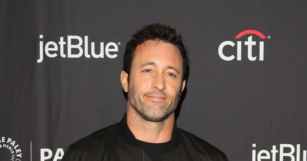was macht alex o'loughlin heute
